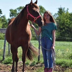 Meet your Posher, Danielle